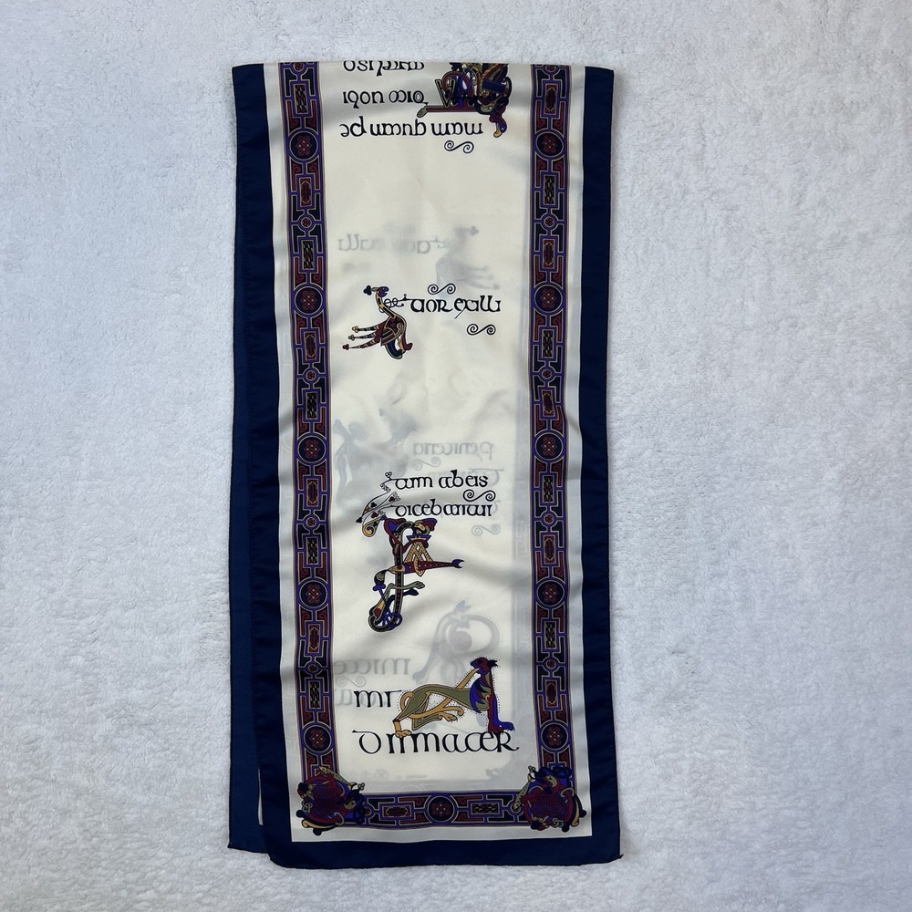 Vintage Inspired by Book of Kells Irish Signature Celtic Cats Ivory Oblong Scarf - Picture 4 of 4